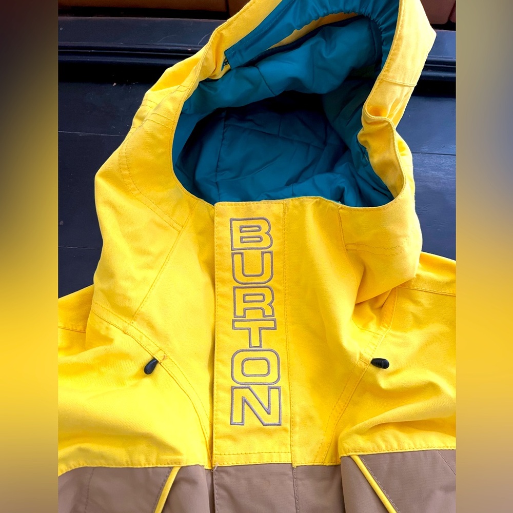 XL Fully insulated Burton snowboard/ski jacket